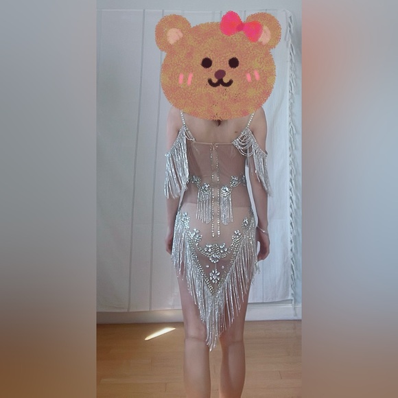 Birthday dress. Size S or M. Cup I think is 34 or 36 C/ D - Picture 6 of 9